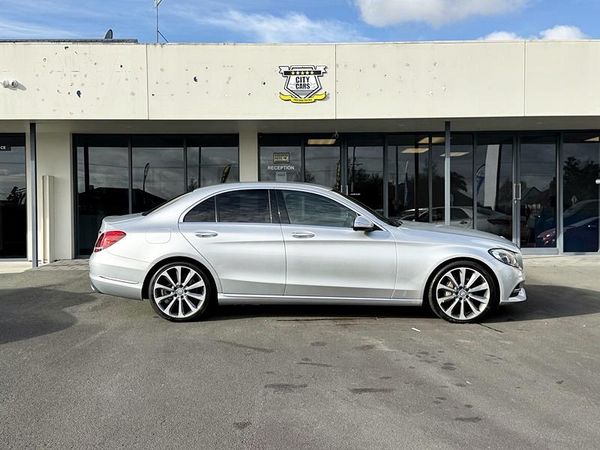 2014 Mercedes-Benz C 250 Bluetec Carousel 12