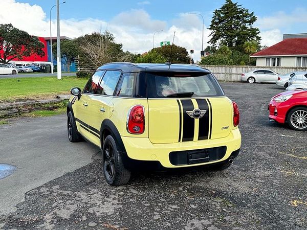 2012 Mini Cooper CROSSOVER Carousel 8