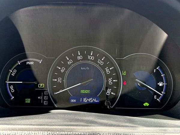 2017 Toyota Noah Hybrid Carousel 8