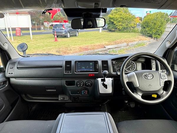 2020 Toyota Hiace DX GL Carousel 4
