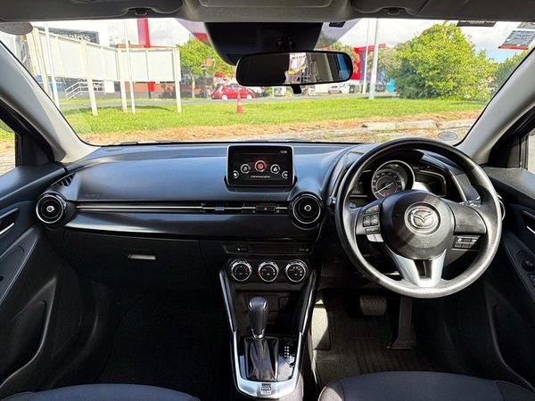 2016 Mazda Demio 13S Carousel 4