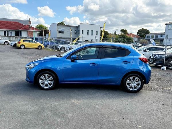 2016 Mazda Demio 13S Carousel 14