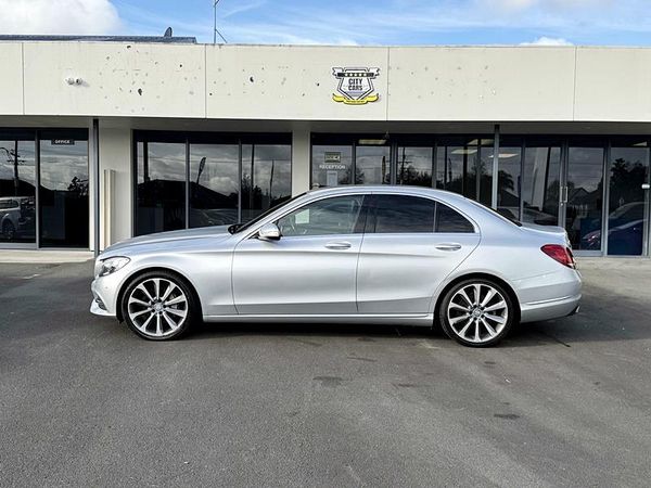 2014 Mercedes-Benz C 250 Bluetec Carousel 16