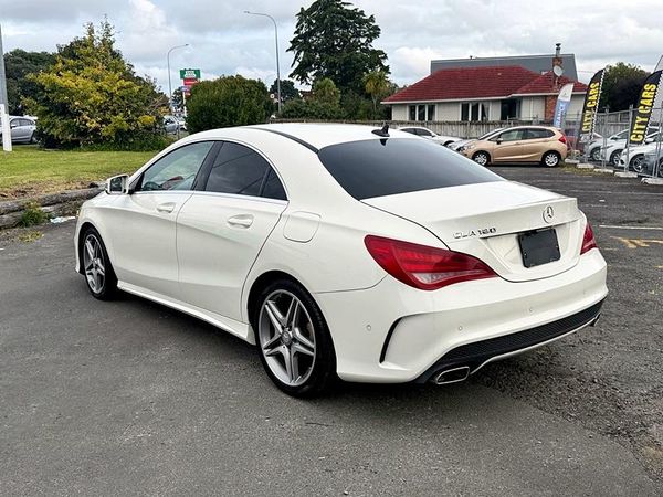 2014 Mercedes-Benz CLA 180 Carousel 13