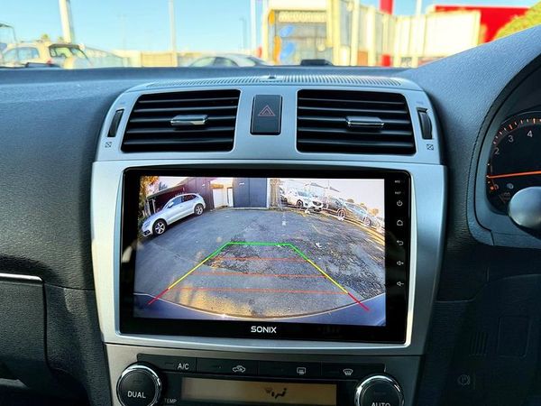 2013 Toyota Avensis Wagon Carousel 6