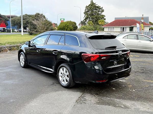 2016 Toyota Avensis Wagon Carousel 14