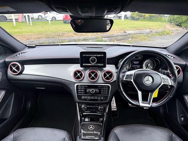 2014 Mercedes-Benz CLA 180 Carousel 4