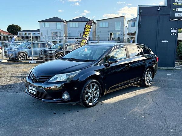 2013 Toyota Avensis Wagon Carousel 16