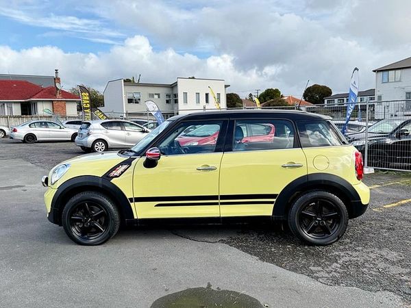 2012 Mini Cooper CROSSOVER Carousel 9