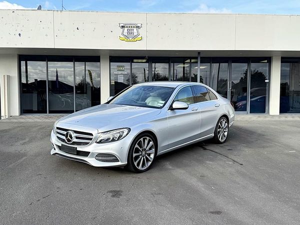2014 Mercedes-Benz C 250 Bluetec Carousel 17