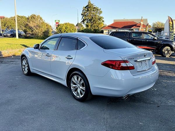 2013 Nissan Fuga 250GT Carousel 14