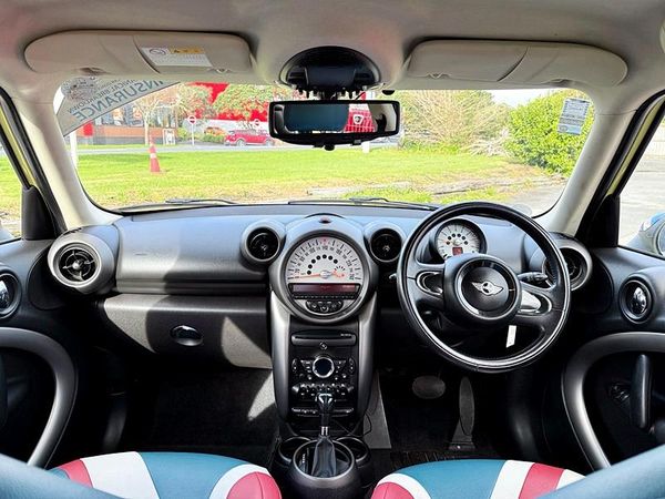2012 Mini Cooper CROSSOVER Carousel 3