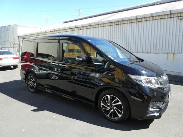 2016 Honda Step Wagon SPADA Carousel 1
