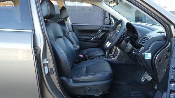2016 Subaru Forester S- LIMITED 4WD Carousel 11