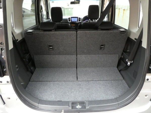 2014 Mitsubishi Delica D2 X Carousel 15