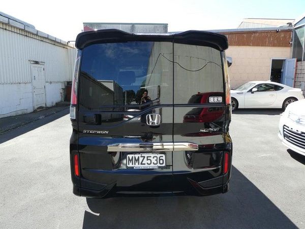 2016 Honda Step Wagon SPADA Carousel 4
