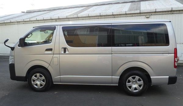 2021 Toyota Hiace Carousel 6