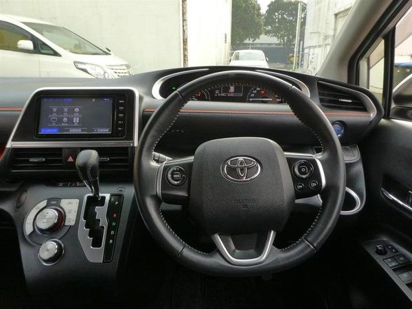 2015 Toyota Sienta HYBRID G 7 PERSON Carousel 18
