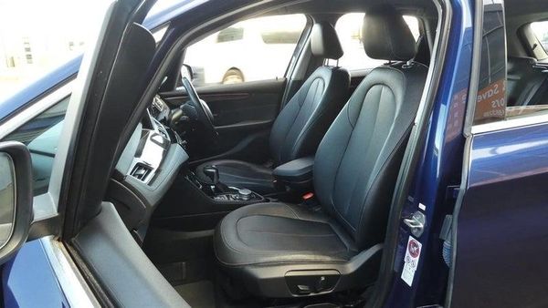 2015 BMW 218i ACTIVE TOURER LUXURY Carousel 14