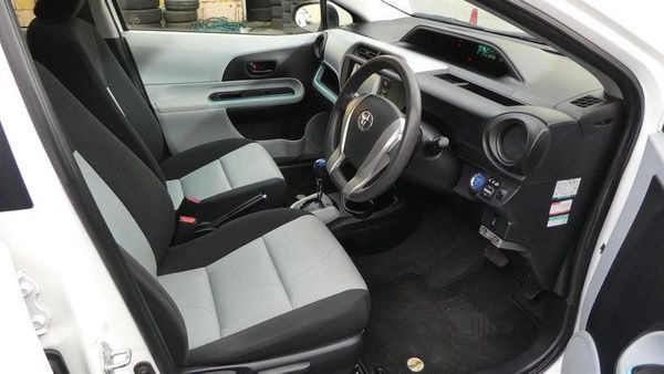 2013 Toyota Aqua S PUSH START Carousel 9