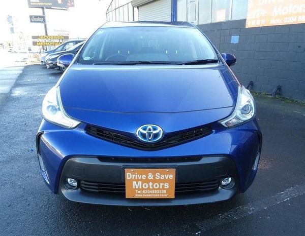 2017 Toyota Prius ALPHA S Carousel 8