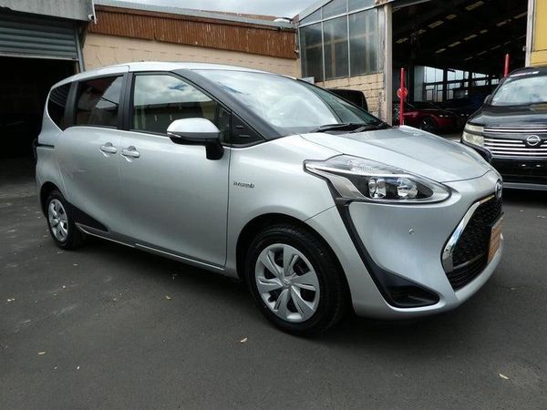 2020 Toyota Sienta HYBRID X Carousel 1