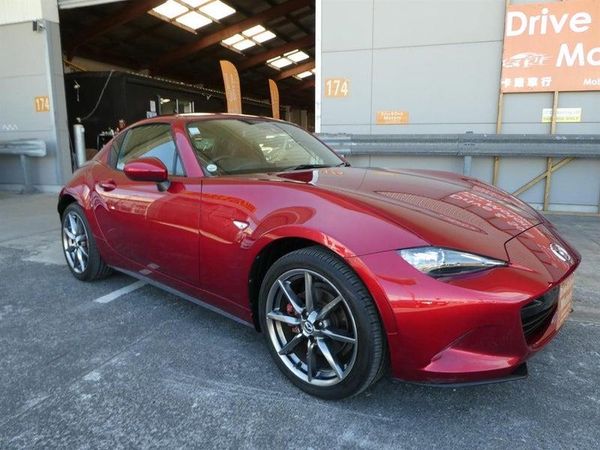 2018 Mazda Roadster RF VS Carousel 2