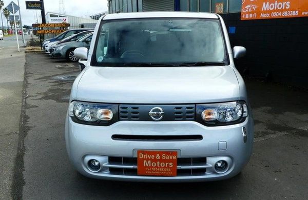 2015 Nissan Cube 15X V SMART Carousel 8