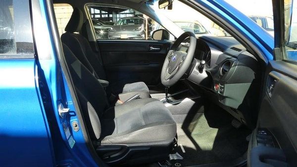 2014 Toyota Corolla FIELDER HYBRID G Carousel 6