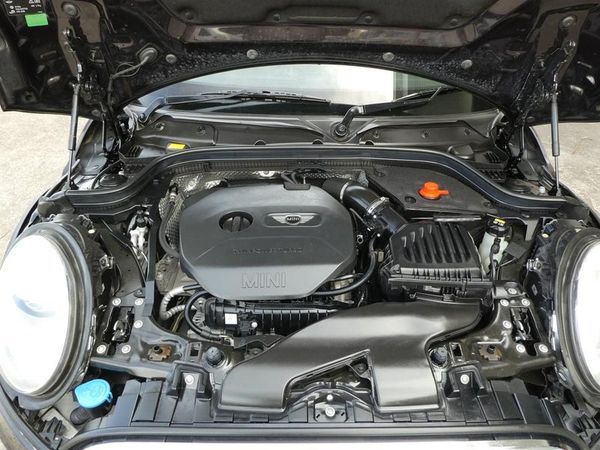 2015 MINI Cooper Carousel 19