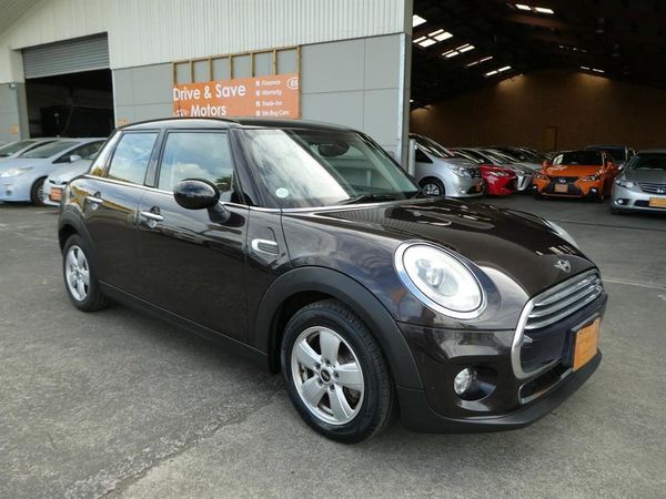 2015 MINI Cooper Carousel 1