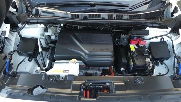 2021 Nissan Leaf S Carousel 19