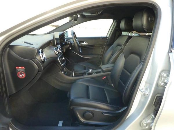 2017 Mercedes-Benz GLA 220 4 MATIC Carousel 17