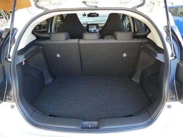2021 Toyota Aqua S PUSH START Carousel 14