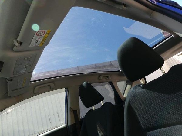 2015 Toyota Ractis G Carousel 18