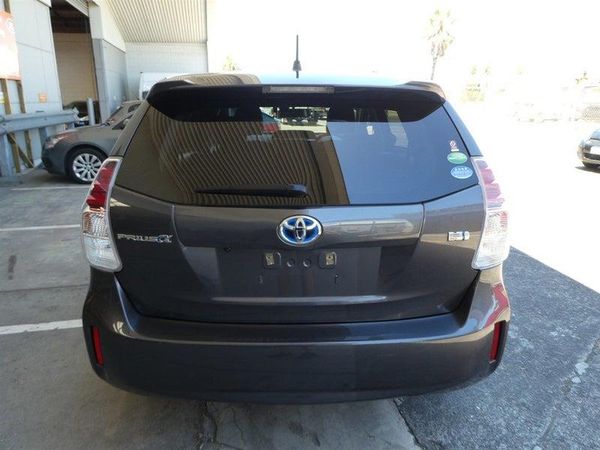 2017 Toyota Prius Alpha 7 Seater!Radar Cruise control! Carousel 3