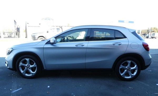 2017 Mercedes-Benz GLA 220 4 MATIC Carousel 6