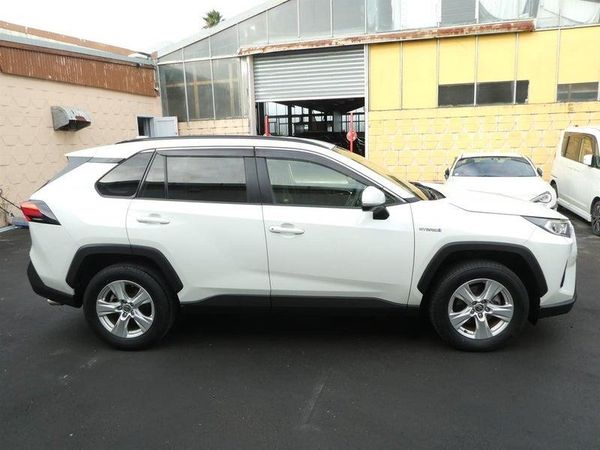 2019 Toyota RAV4 HYBRID Carousel 2