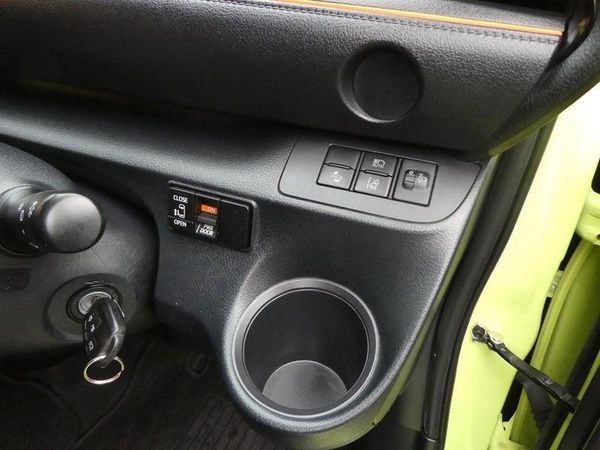 2019 Toyota Sienta 1.5L Petrol 5 Seater! Carousel 19