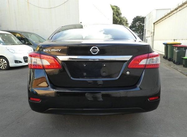 2018 Nissan Sylphy Carousel 4