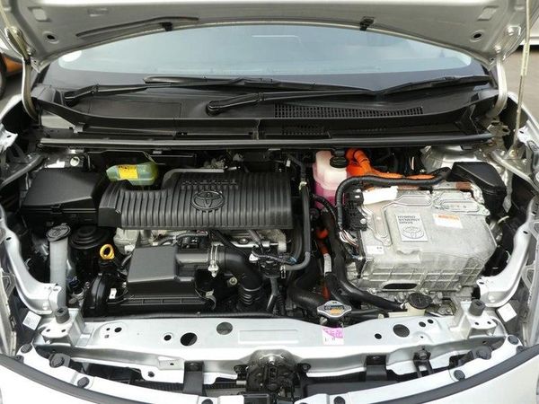 2015 Toyota Sienta HYBRID G 7 PERSON Carousel 19