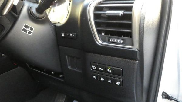 2016 Lexus NX 300h Carousel 10