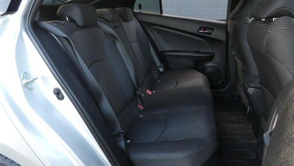 2018 Toyota Prius S model Carousel 9