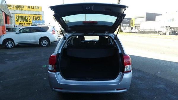 2013 Toyota Corolla FIELDER HYBRID Carousel 13