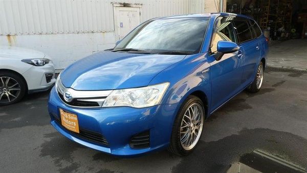 2014 Toyota Corolla FIELDER HYBRID G Carousel 3