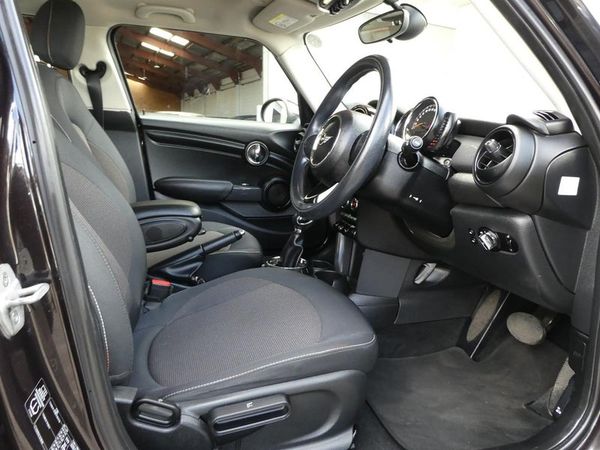 2015 MINI Cooper Carousel 10
