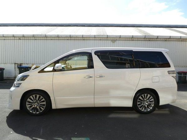 2014 Toyota Vellfire Z GOLDEN EYES II Carousel 6