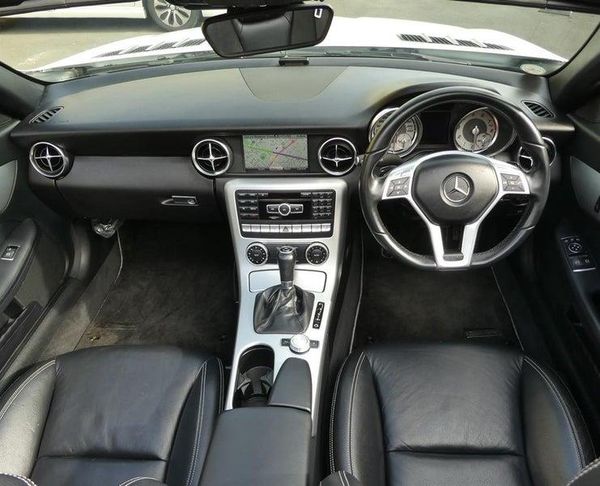 2014 Mercedes-Benz SLK 200 Carousel 17