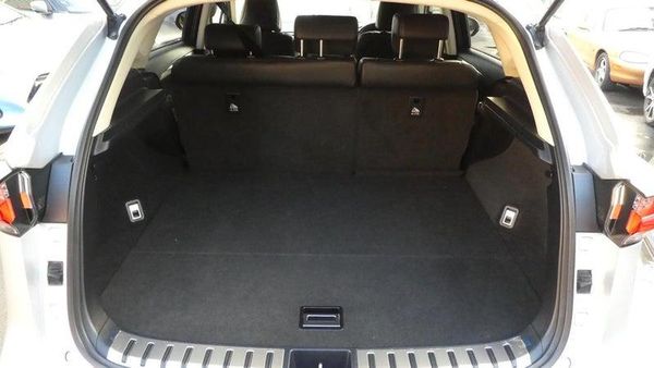 2016 Lexus NX 300h Carousel 13