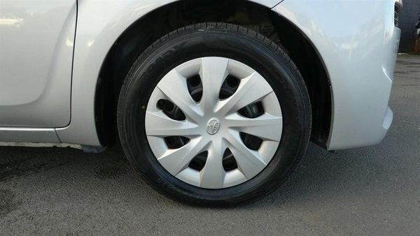 2014 Toyota Spade F Carousel 13